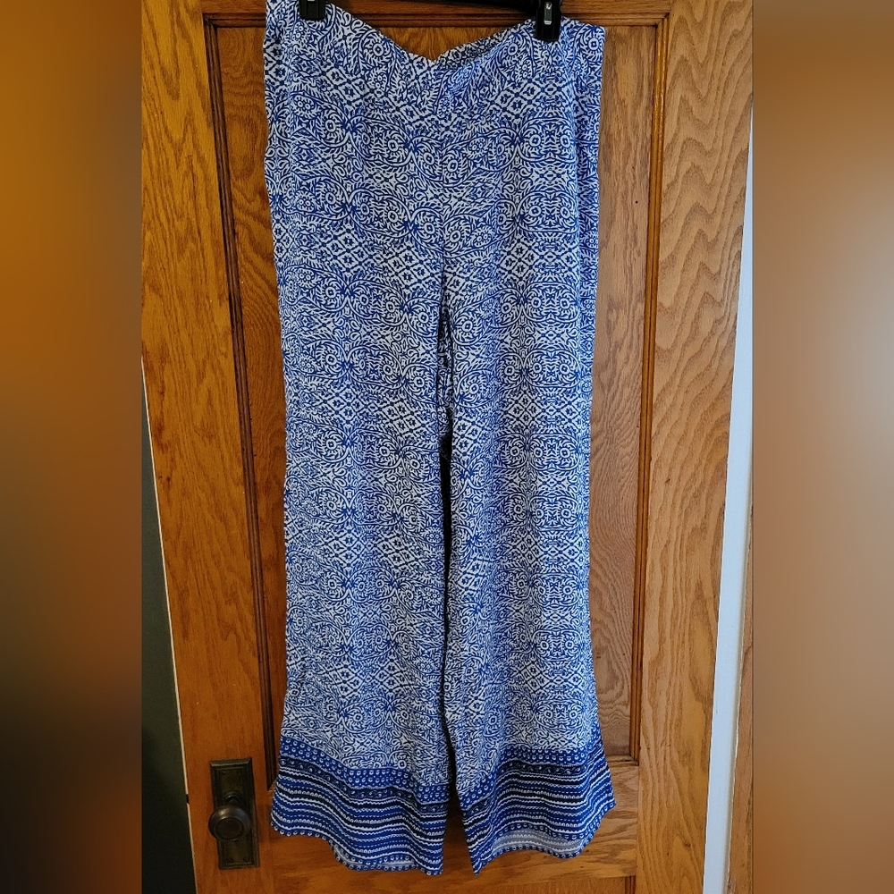 Flowy summer pants size large